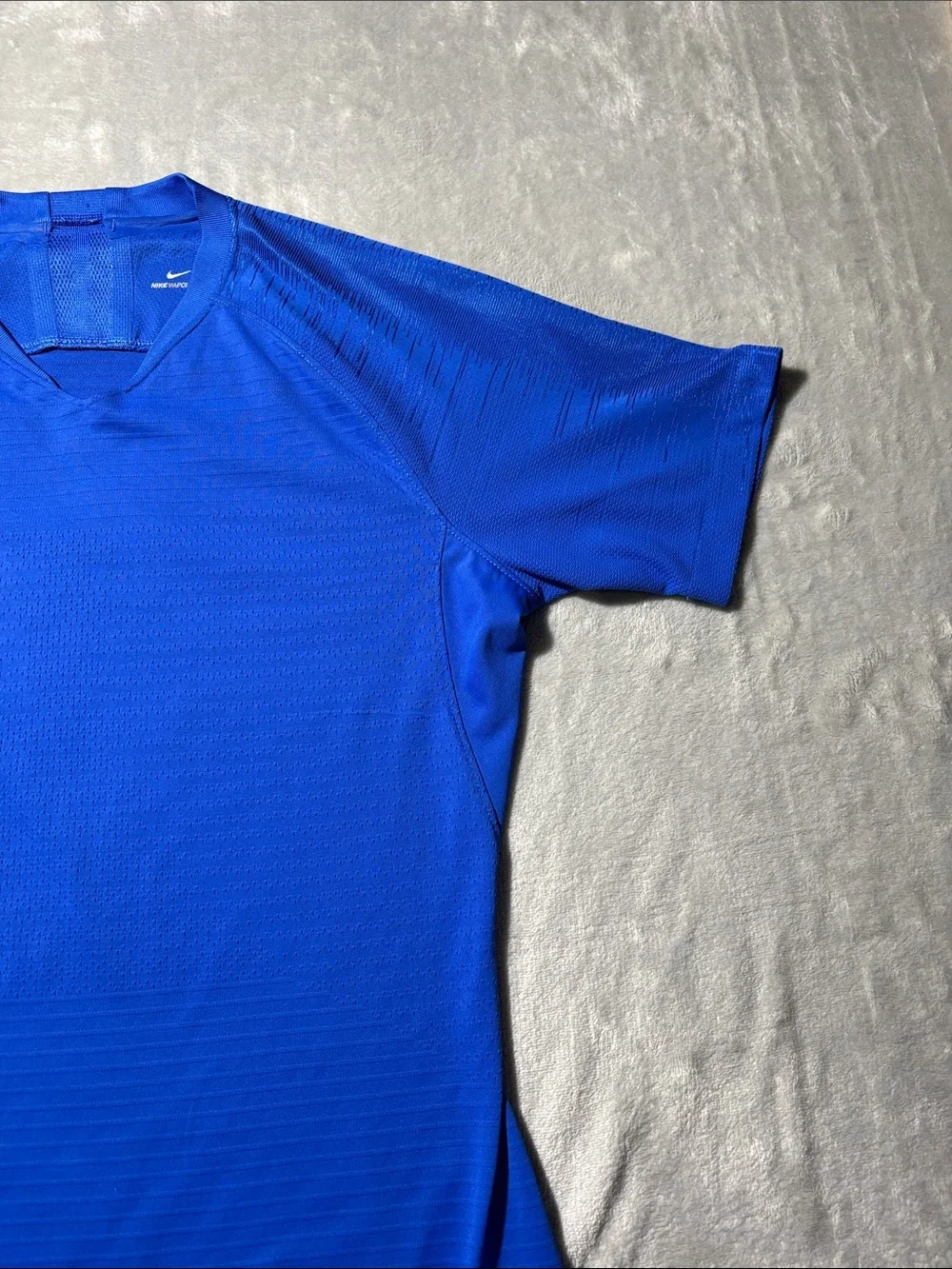 Nike VaporKnit Men’s S Blue Soccer Training Jersey Dri Fit Performance